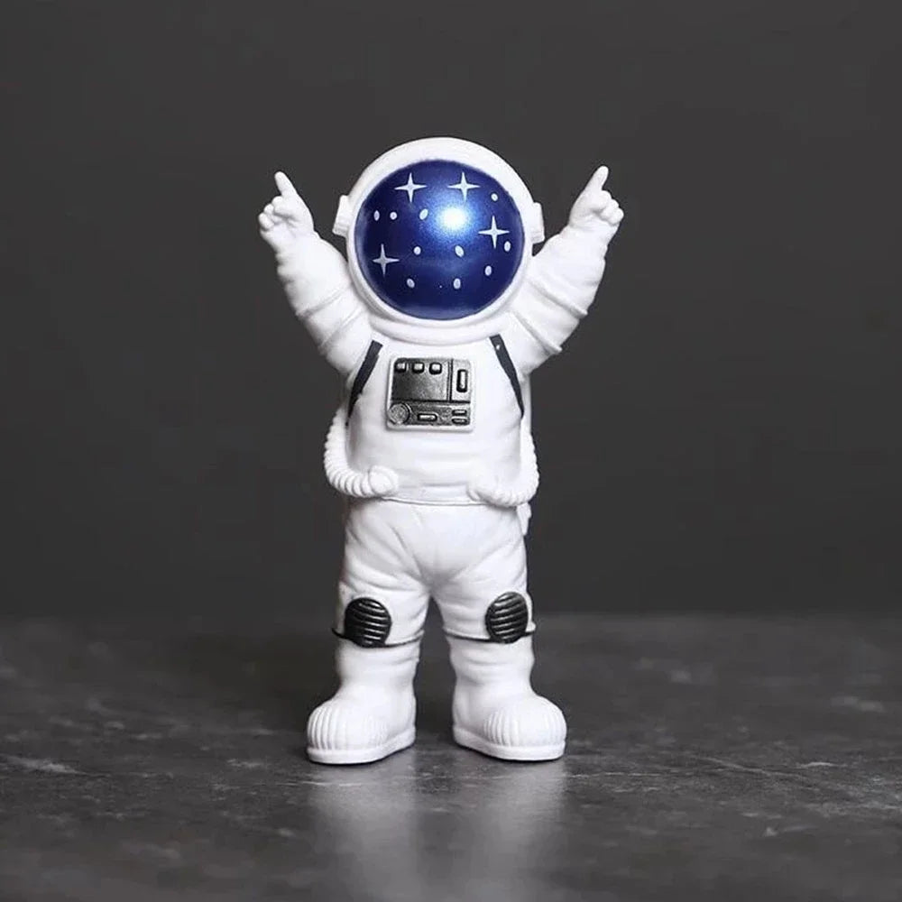 4 pcs Astronaut Figure Decor